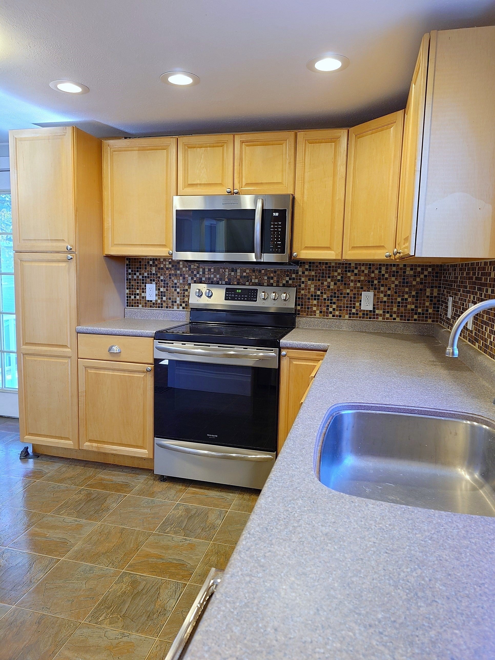 12-14 Willow Street 12