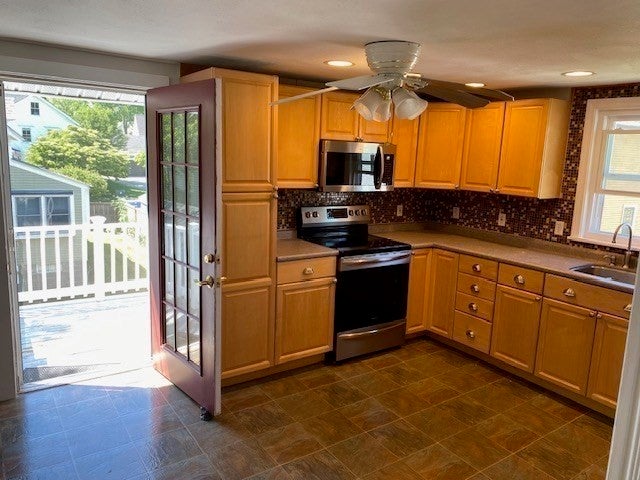 12-14 Willow Street 12
