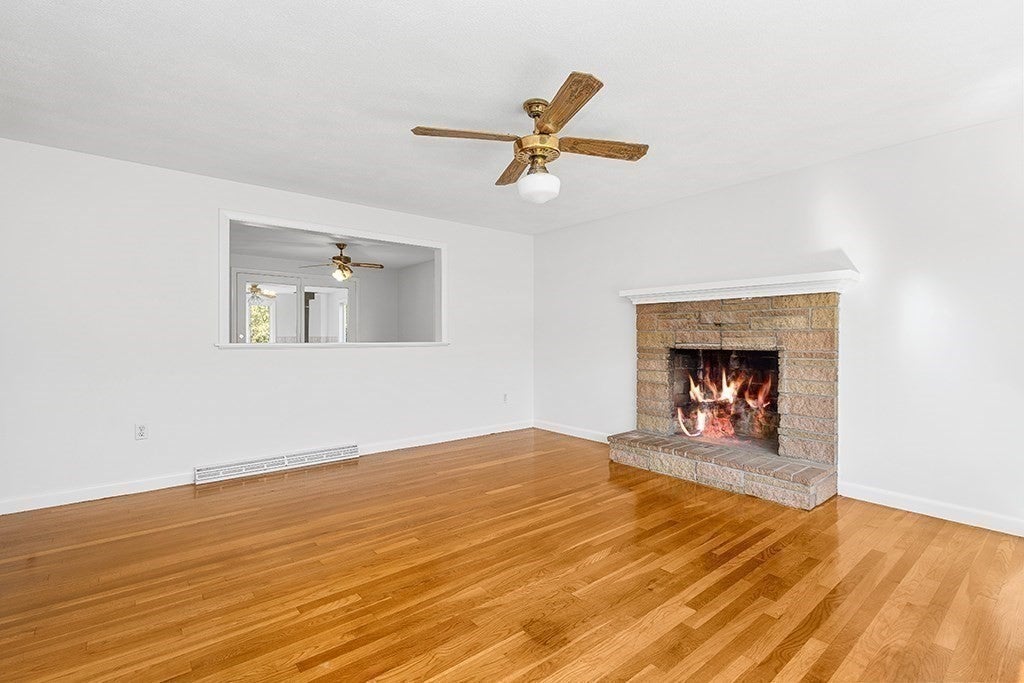 60 Sheldonville Rd
