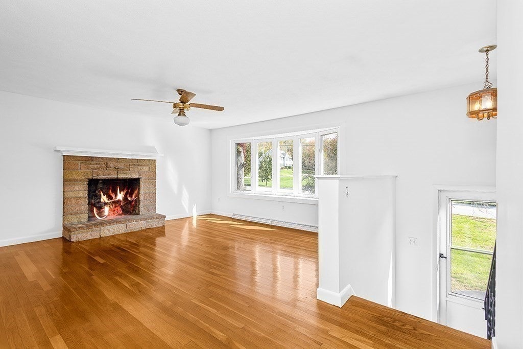 60 Sheldonville Rd