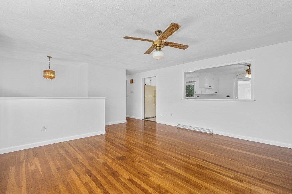 60 Sheldonville Rd