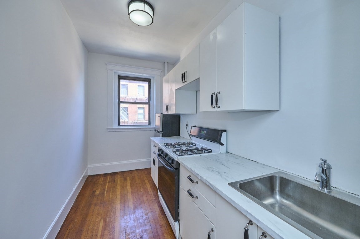 1254 Commonweath Ave. 11