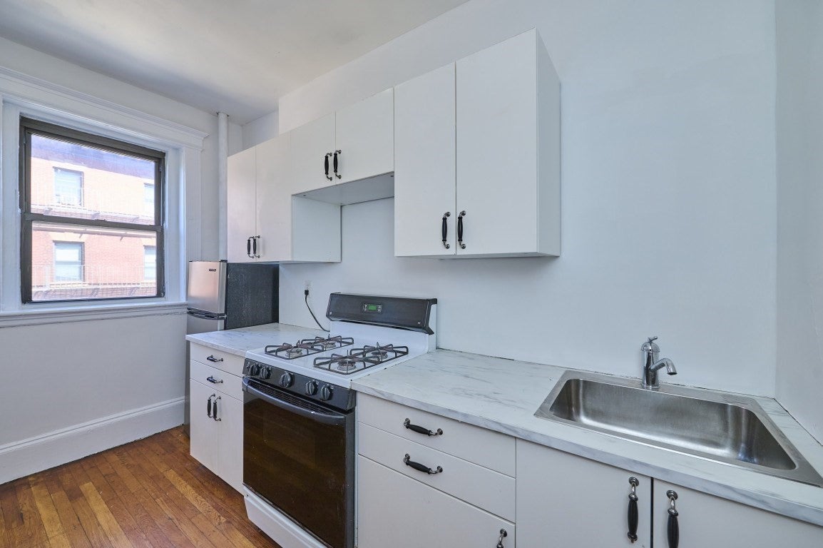 1254 Commonweath Ave. 11