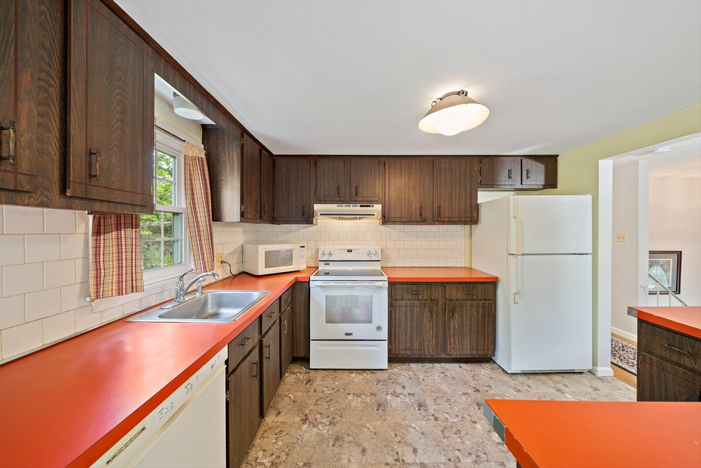 1102 State Rd