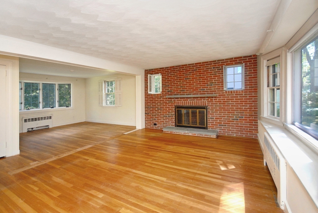 182 Southfield Rd