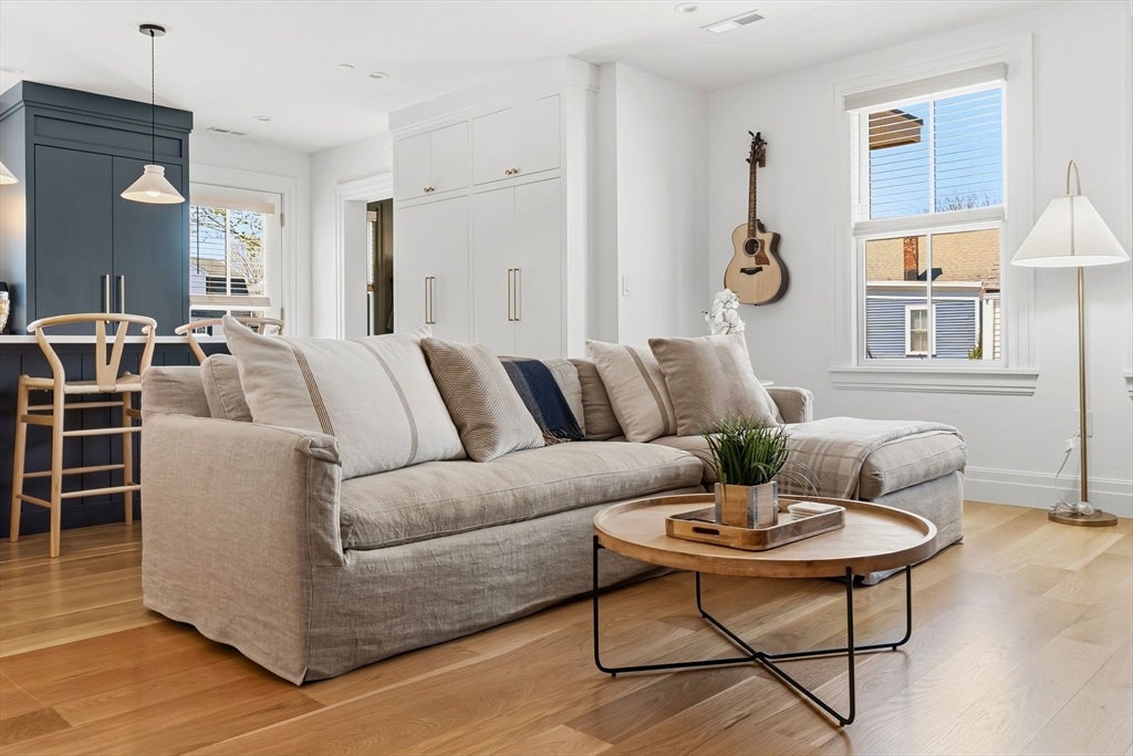 8 Milk Street #B, Newburyport, MA, 8 Milk Street #B, Newburyport, MA Photo #10