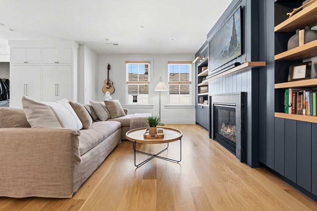 8 Milk Street #B, Newburyport, MA, 8 Milk Street #B, Newburyport, MA Photo #7