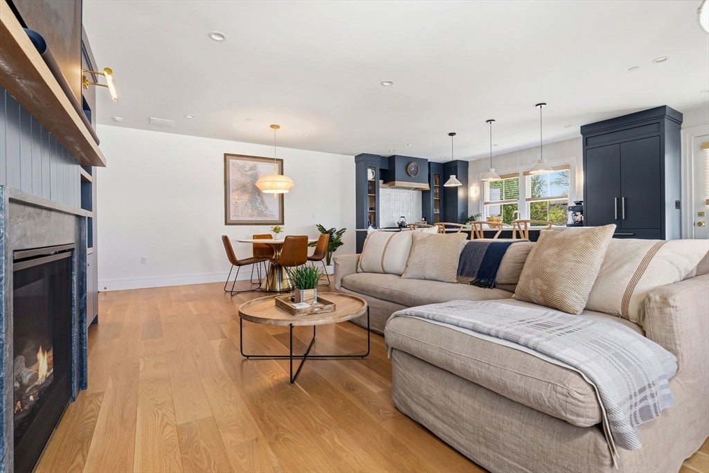 8 Milk Street #B, Newburyport, MA, 8 Milk Street #B, Newburyport, MA Photo #8