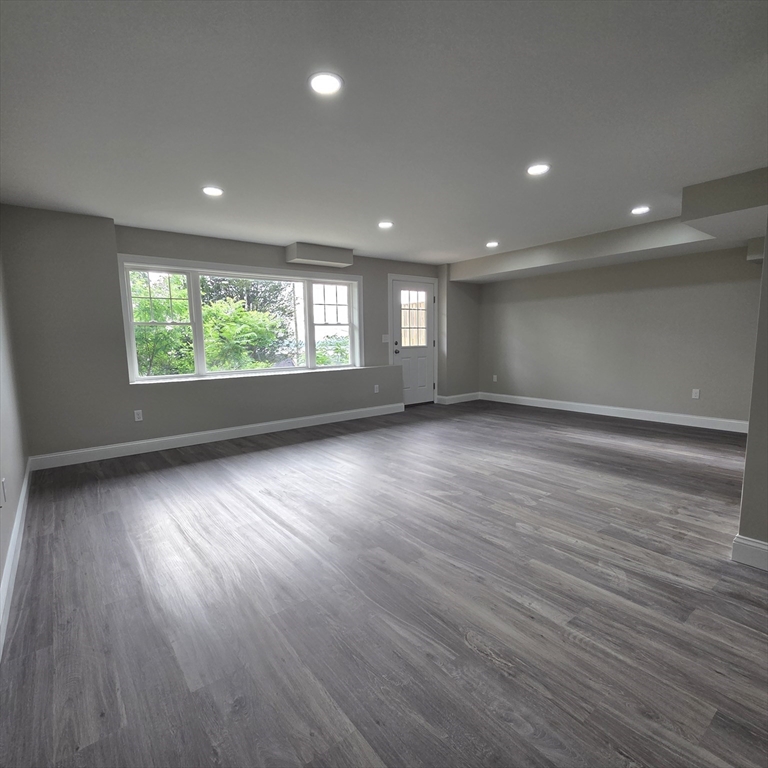 579 Summit St 2