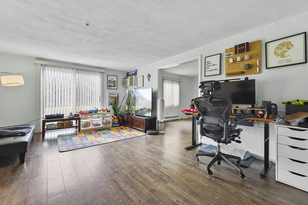 220 Swanson Road 605