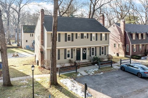 Photo of 610 Wellman Ave #610, Chelmsford, MA 01863 (MLS # 73468673)