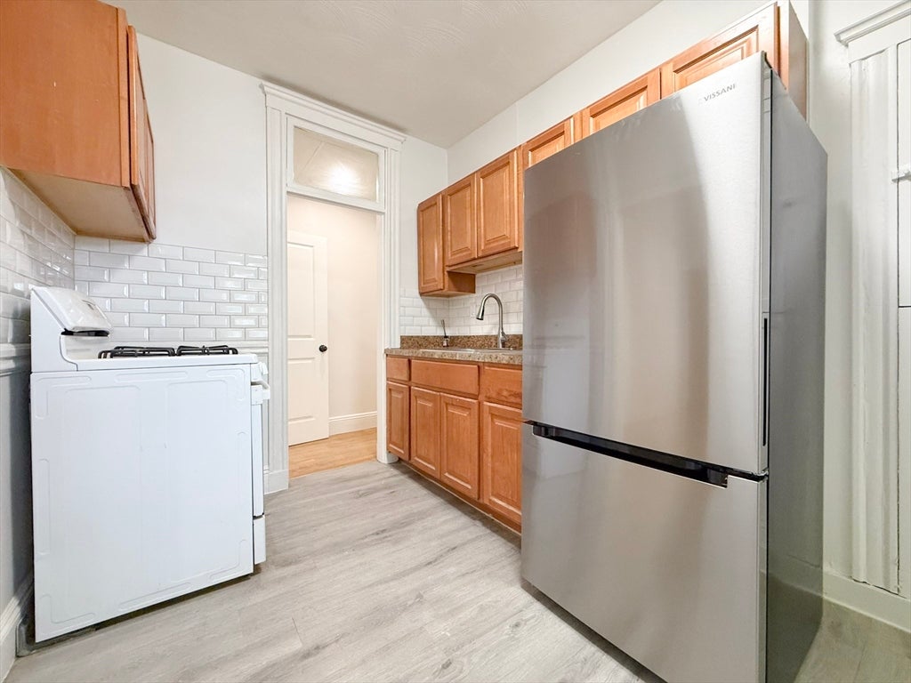 7-9 Holland Ave #8, Lynn, MA, 7-9 Holland Ave #8, Lynn, MA Photo #4