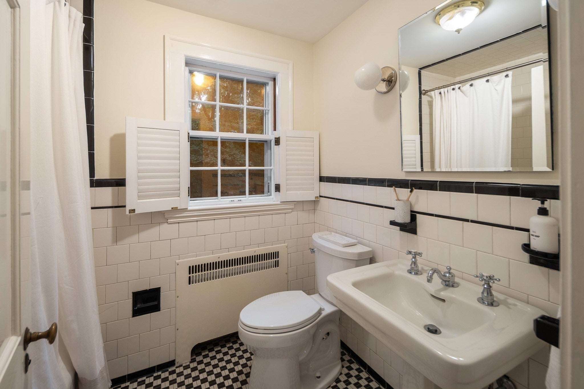 22 Garfield Road, Belmont, MA Photo #21