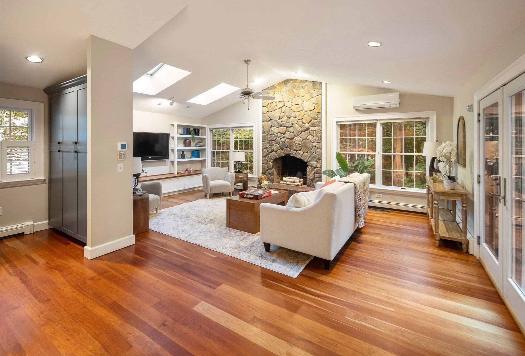 22 Garfield Road, Belmont, MA Photo #9