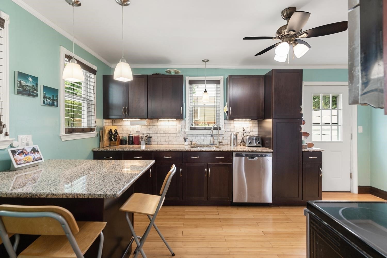 46 Bickford Ave 46