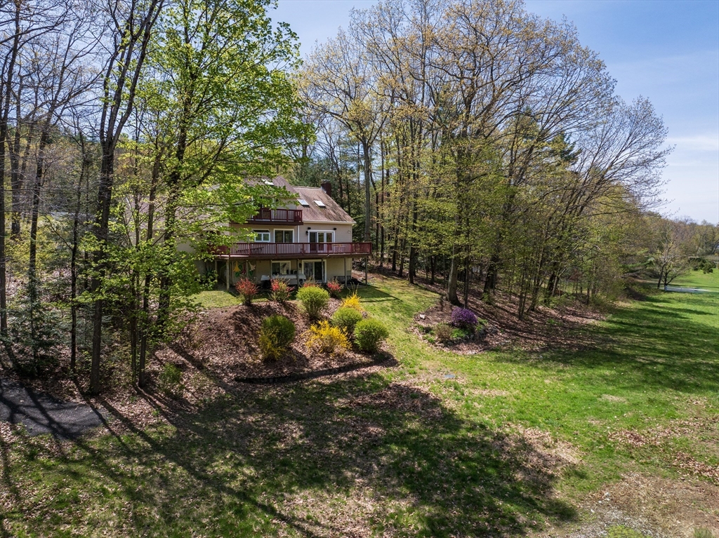 76 Montague Rd