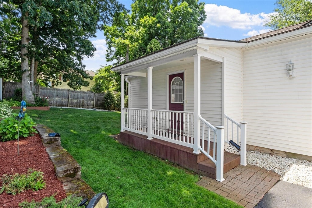 5 Aspen Rd