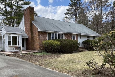101 Highfields Rd Abington MA 02351