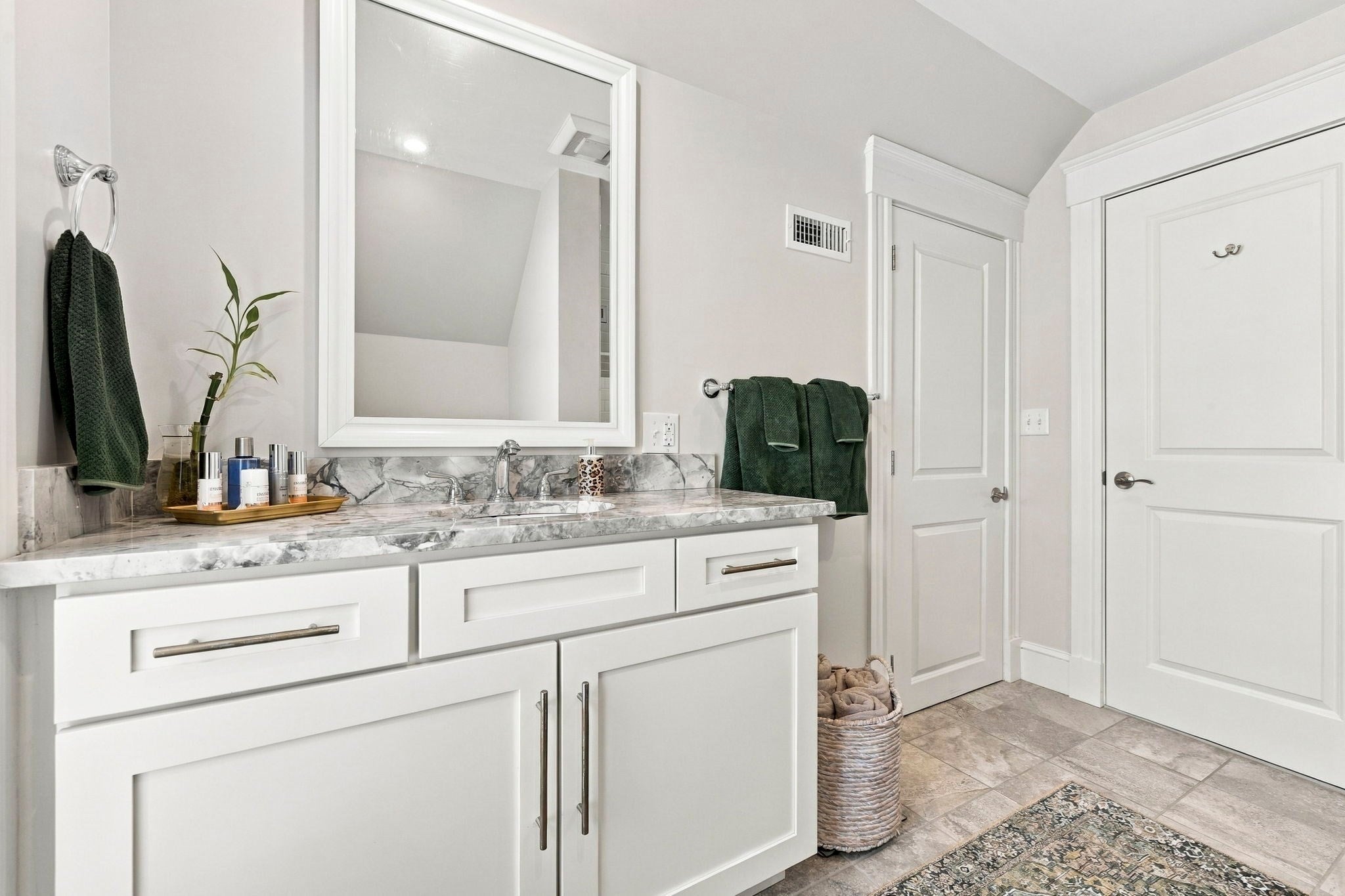 602 Main Street #2, Woburn, MA, 602 Main Street #2, Woburn, MA Photo #34