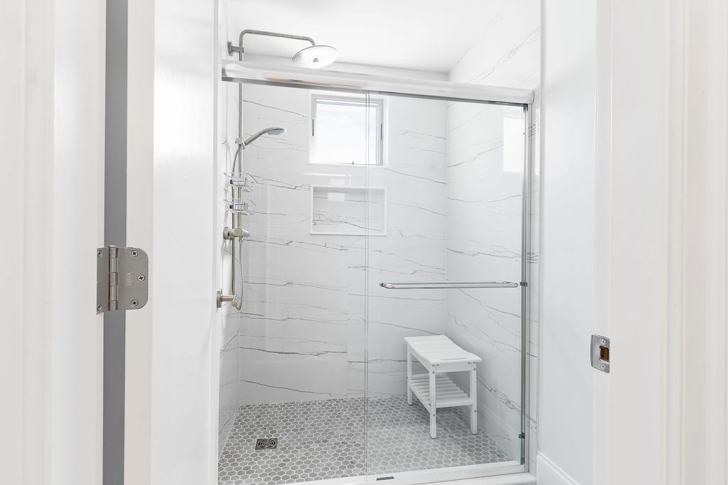 Boston, Massachusetts 02132, United States, 5 Bedrooms Bedrooms, ,5 BathroomsBathrooms,Residential,Active,125183