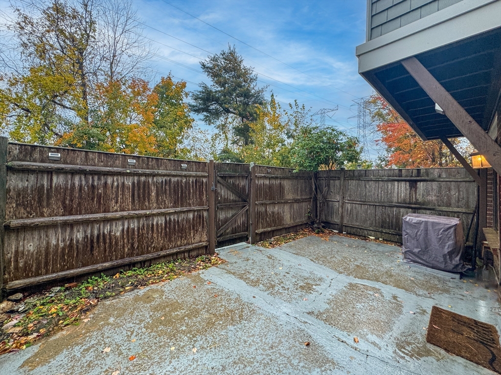 175 Greenbrook Dr 175