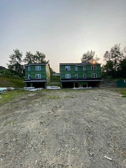 Photo of 47R Yarnie #8A, Worcester, MA 01602 (MLS # 73422462)