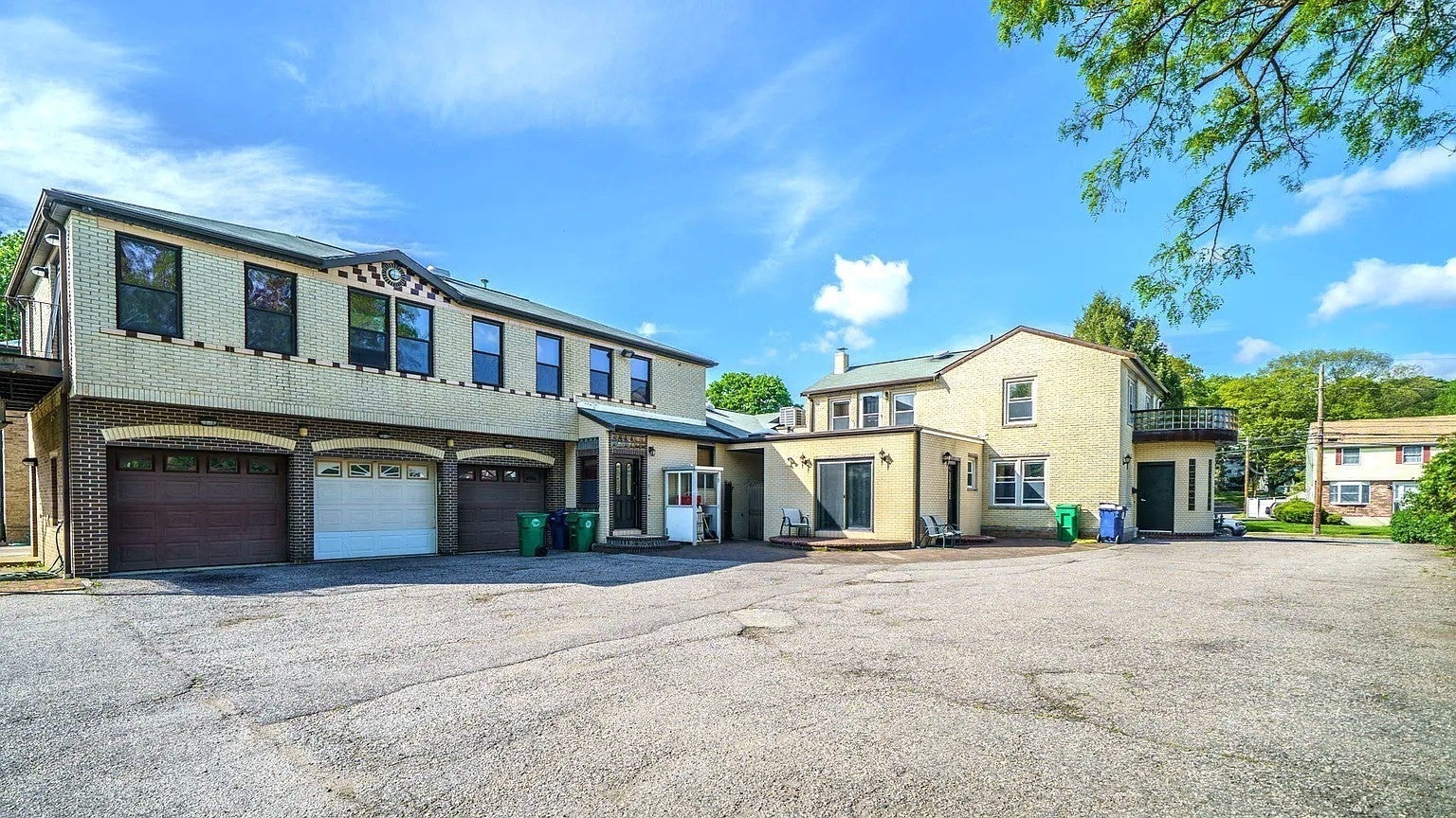 Photo of 298 River Street, Newton, MA