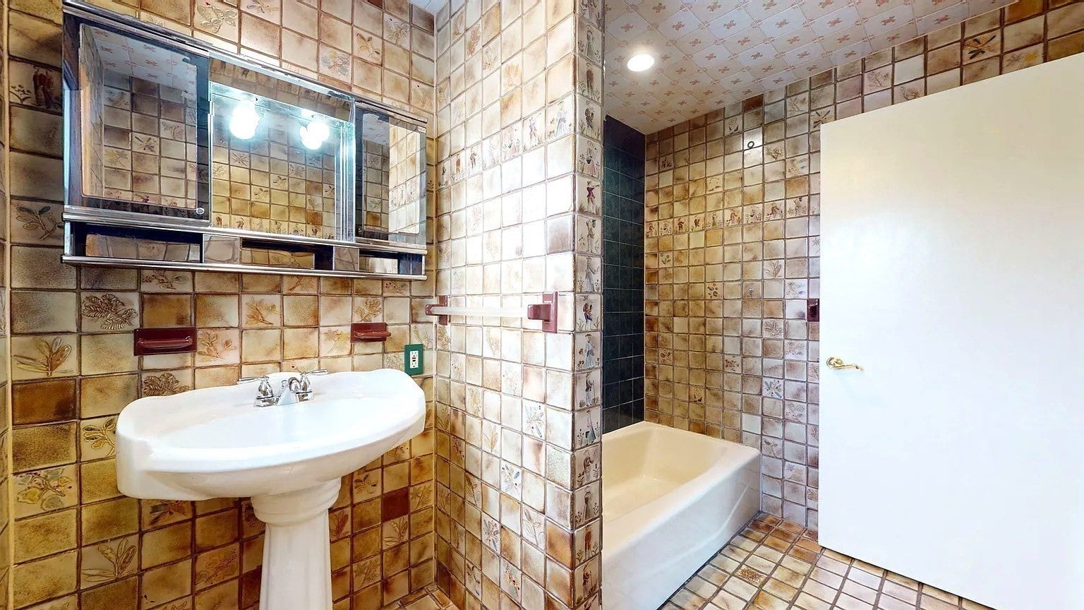 298 River Street #1, Newton, MA, 298 River Street #1, Newton, MA Photo #6