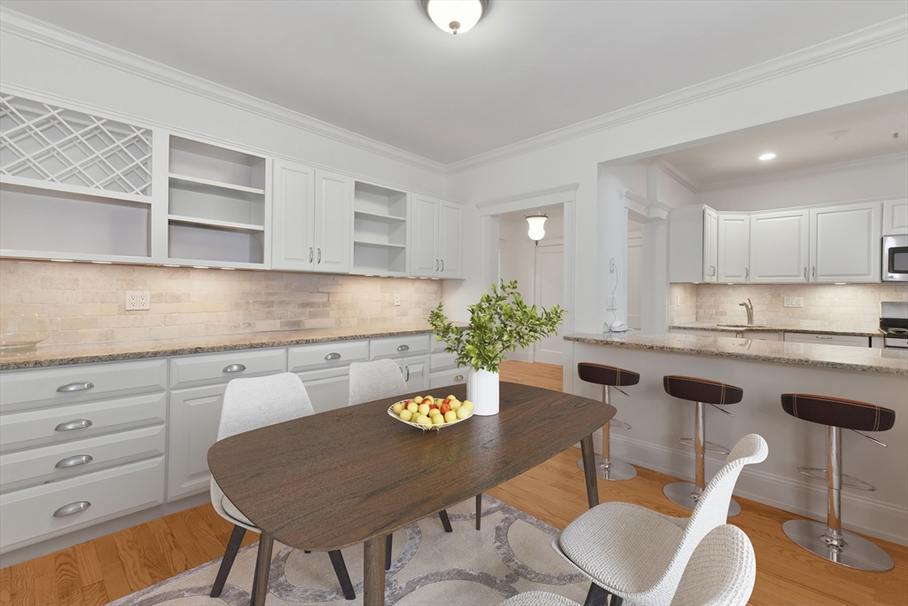250 Commonwealth Avenue 7