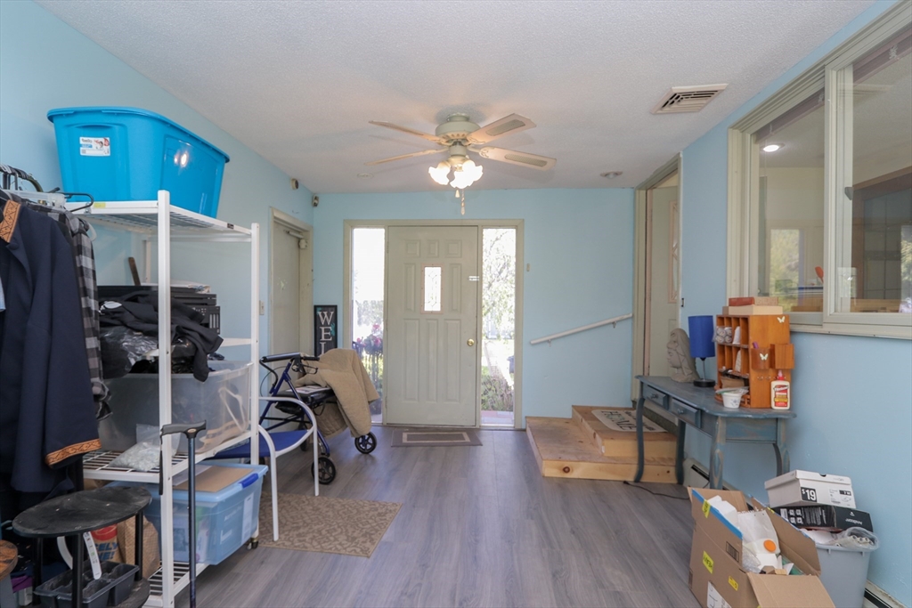 49 Fitzgerald Rd, Springfield, MA Photo #36