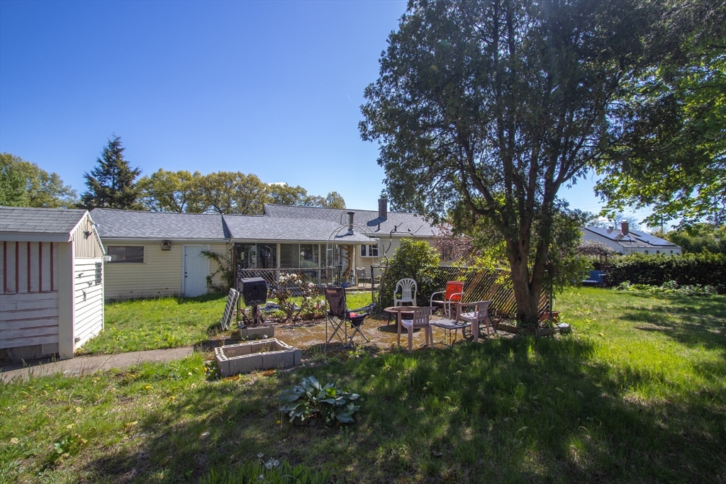 49 Fitzgerald Rd, Springfield, MA Photo #39