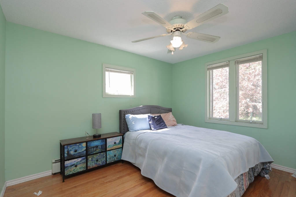 49 Fitzgerald Rd, Springfield, MA Photo #19