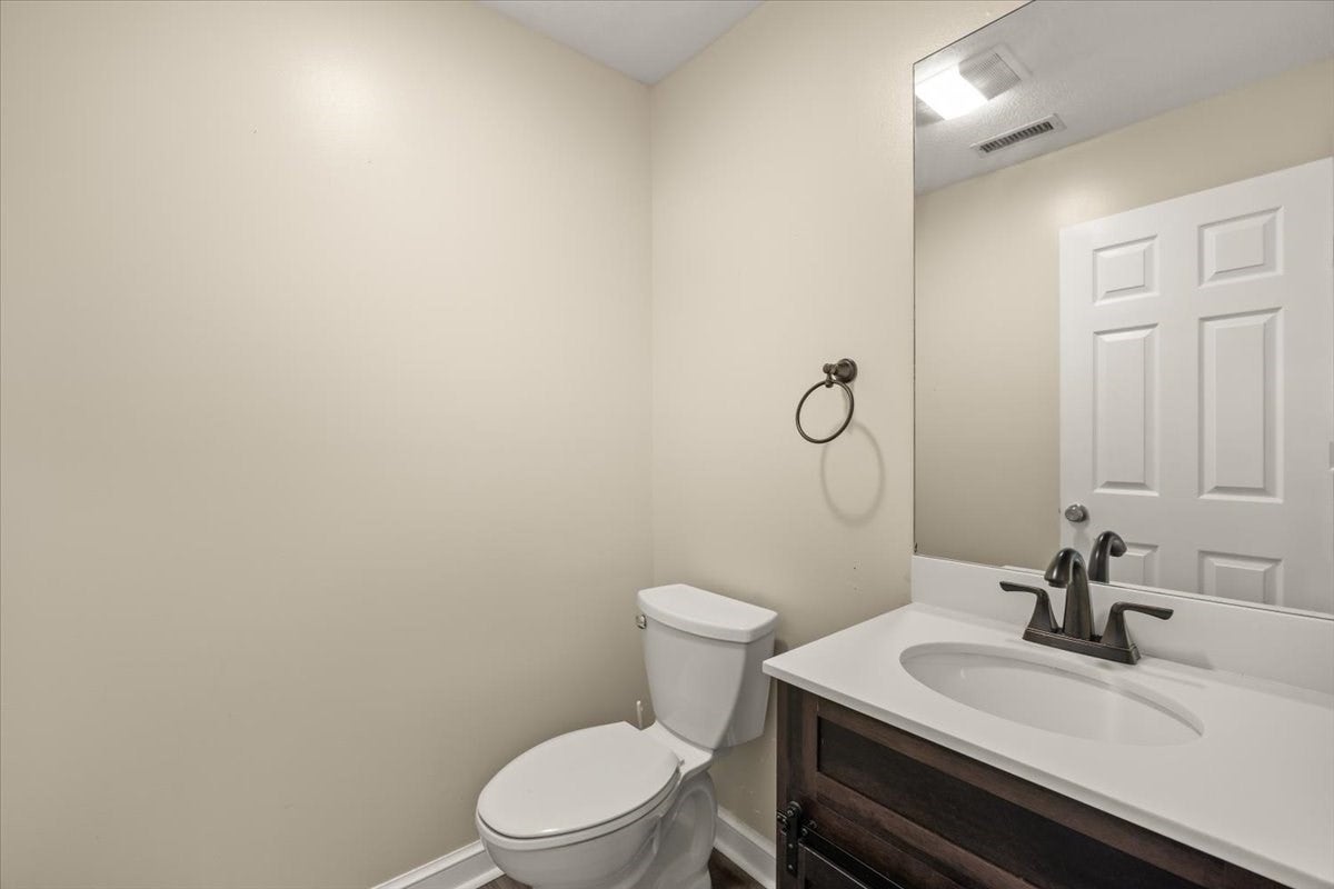 125 Highland St #306, Taunton, MA Photo #25