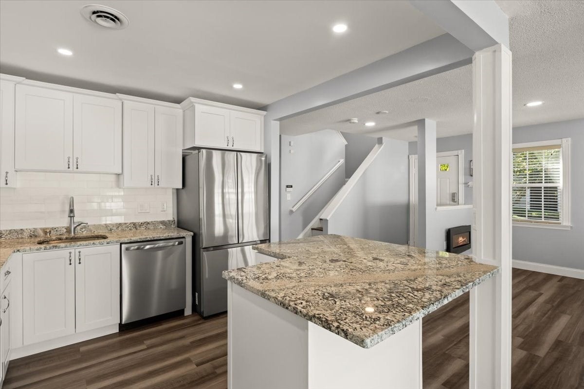 125 Highland St #306, Taunton, MA Photo #19