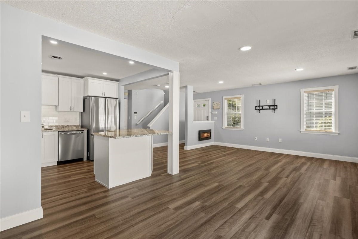 125 Highland St #306, Taunton, MA Photo #17