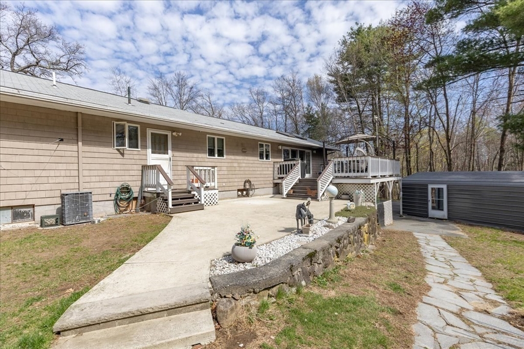 1083 Broadway Rd