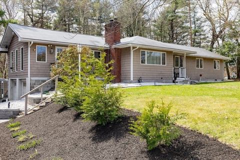 1083 Broadway Rd Dracut MA 01826
