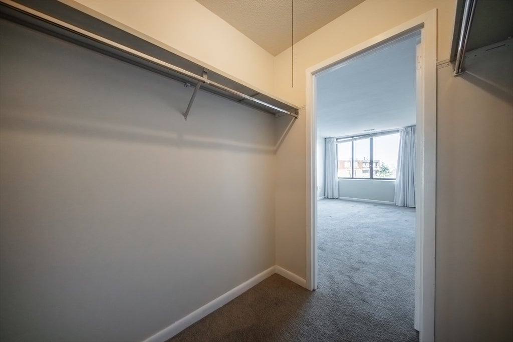 1002 Paradise Rd #PHE, Swampscott, MA Photo #16
