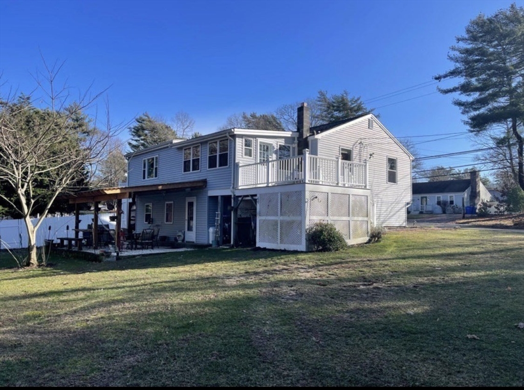 8 Scraggy Neck Road Ext