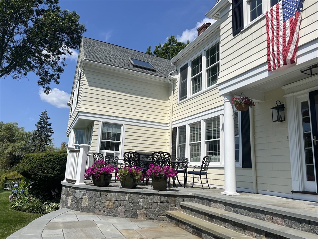 247 Ocean Ave