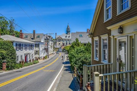 Condominium in Provincetown MA 9 Youngs Ct 18.jpg