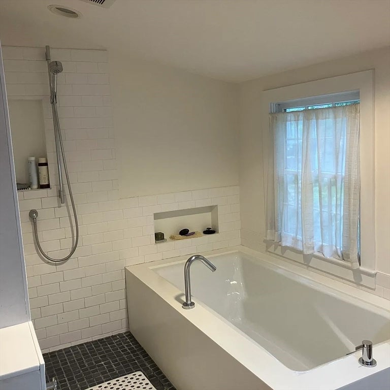 25 Wachusett Dr, Lexington, MA, 25 Wachusett Dr, Lexington, MA Photo #12