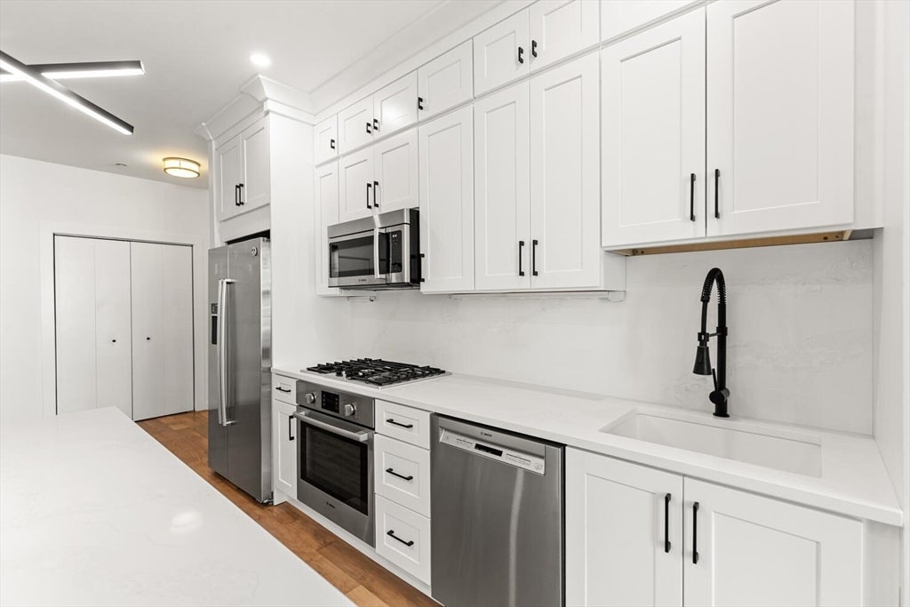 45 1st Ave F202