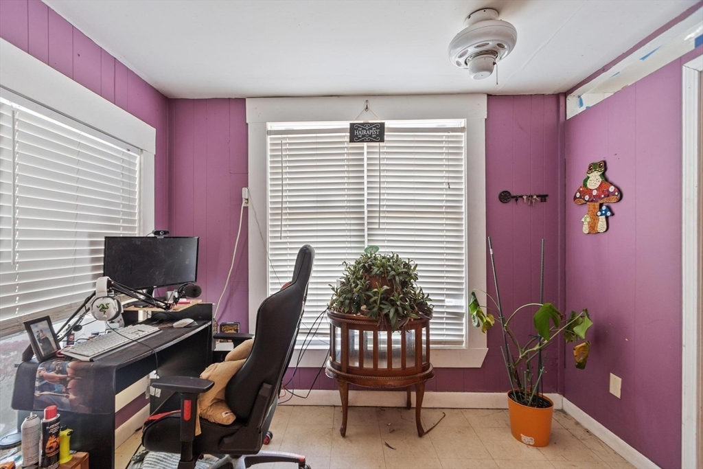 19 Main St, Shirley, MA Photo #17
