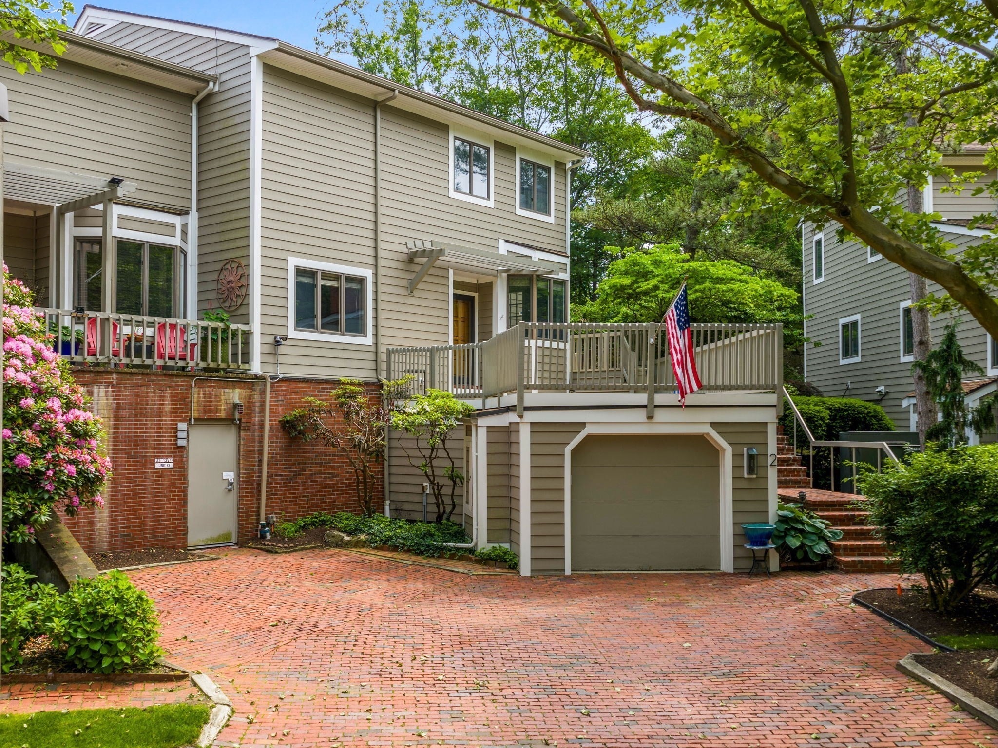 2 Benjamin Place #2, Brookline, MA, 2 Benjamin Place #2, Brookline, MA Photo #2