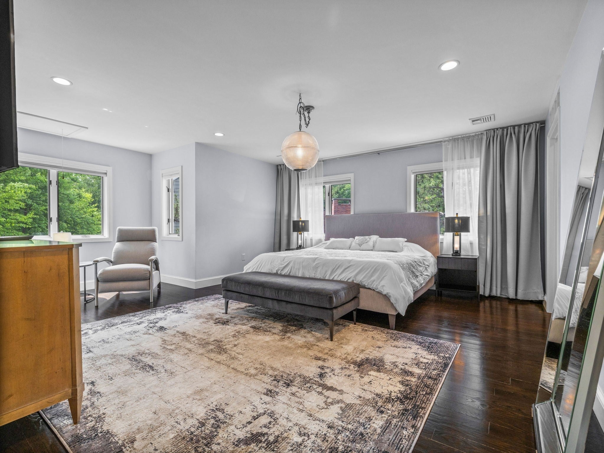 Photo of 2 Benjamin Place, Brookline, MA