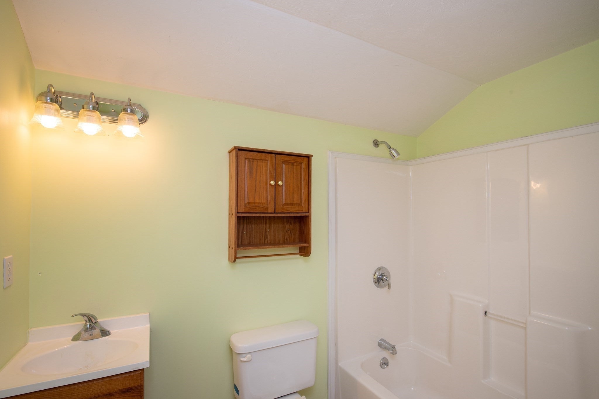 16 Clifton St #E, Taunton, MA, 16 Clifton St #E, Taunton, MA Photo #35
