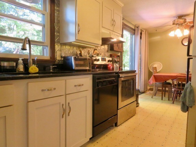 20 Meadowbrook Drive