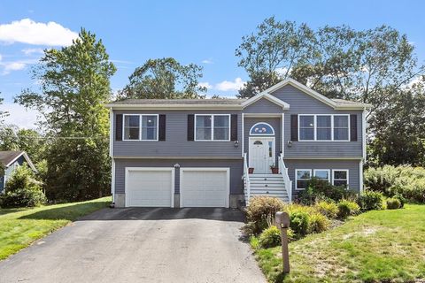 4 Crest Ave Worcester MA 01607