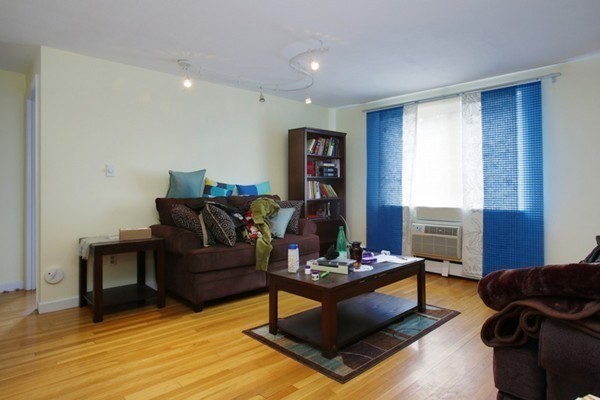 71 Colborne Road 1B